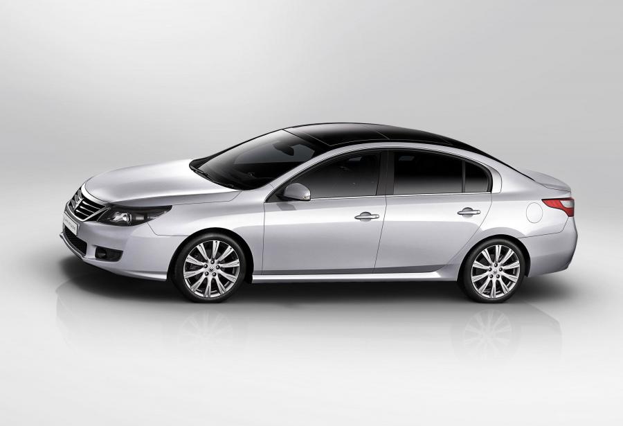  Renault Latitude 2011 года  (фото 40 из 40)